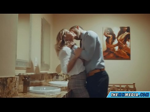 ❤️ When a busty blonde seduces you in a public toilet ❤❌ Sex video at en-gb.porno24-7.ru ❤